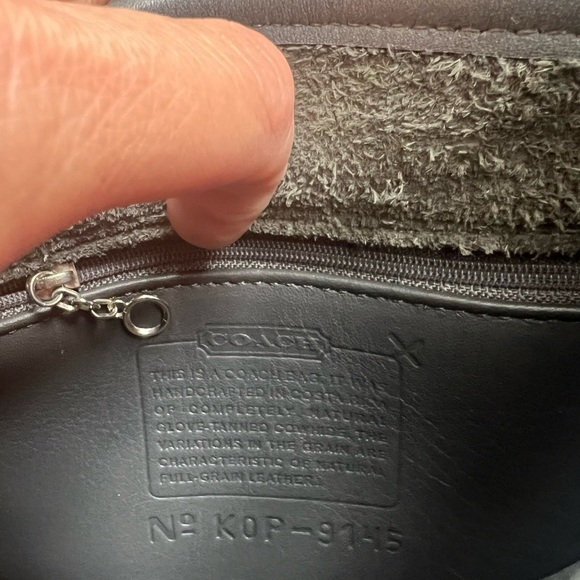 Vintage Coach Gray Leather Crossbody Bag with Adjustable Strap - Picture 6 of 6